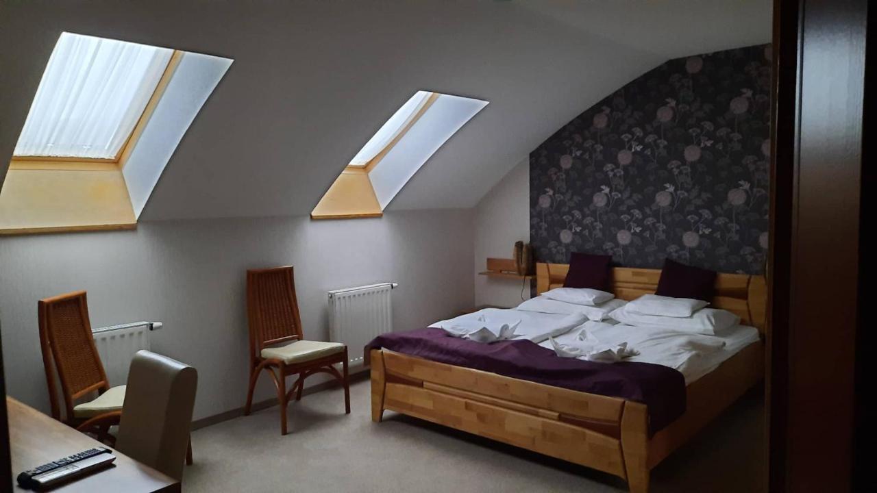 Atryum Hotel Szolnok Zewnętrze zdjęcie