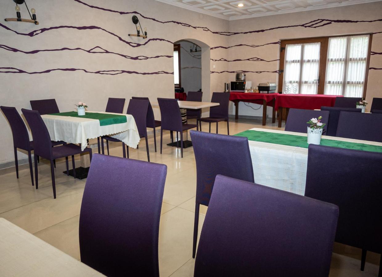 Atryum Hotel Szolnok Zewnętrze zdjęcie