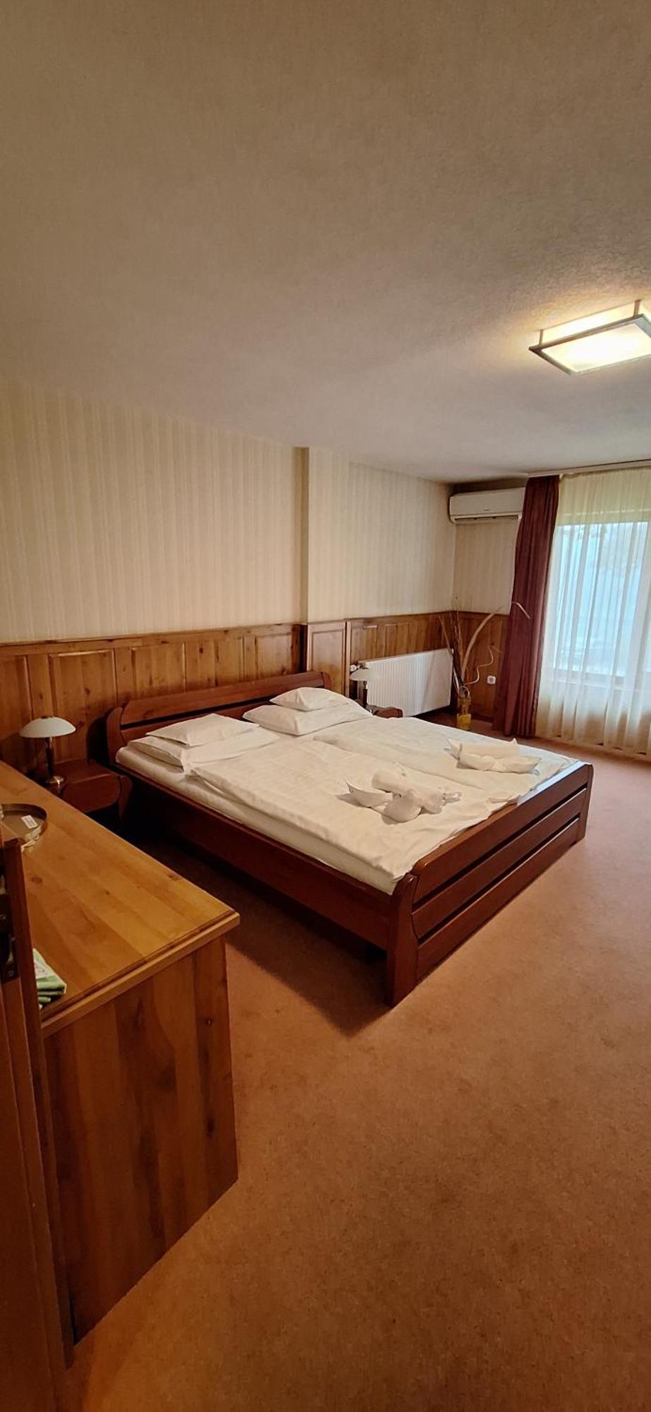 Atryum Hotel Szolnok Zewnętrze zdjęcie