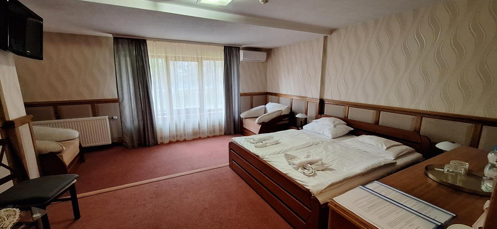Atryum Hotel Szolnok Zewnętrze zdjęcie