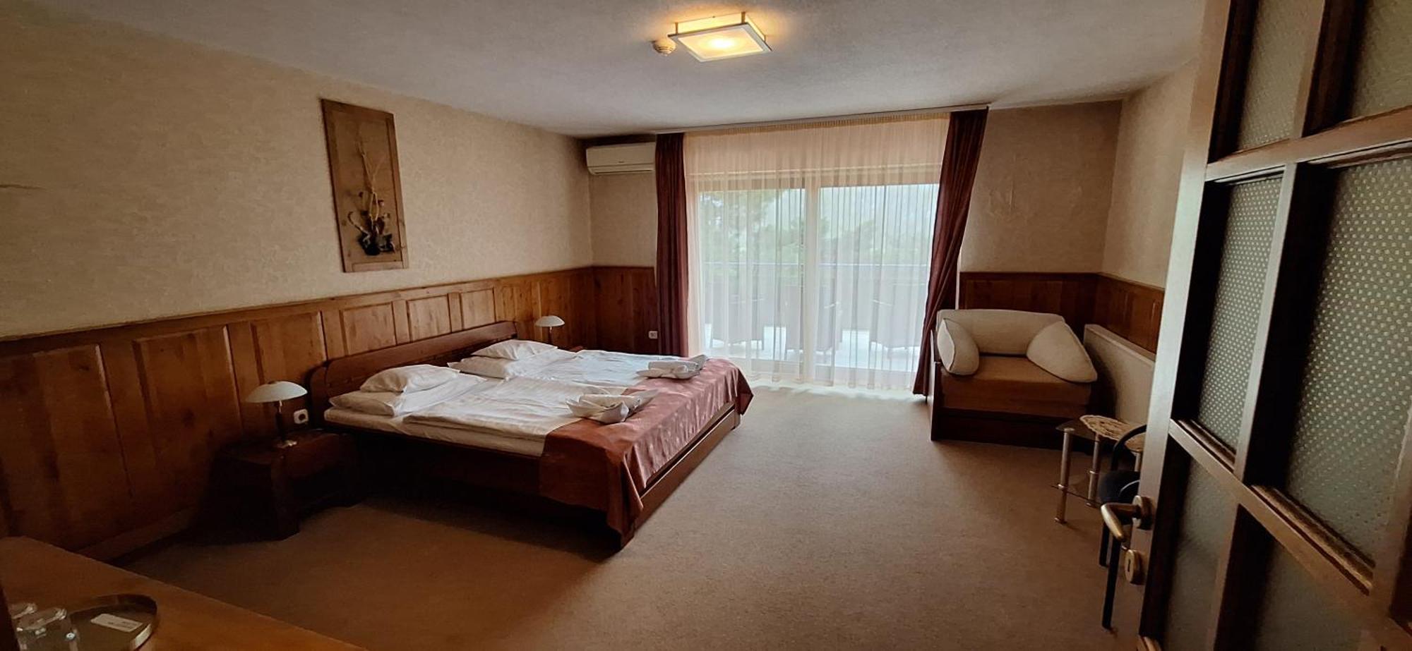 Atryum Hotel Szolnok Zewnętrze zdjęcie