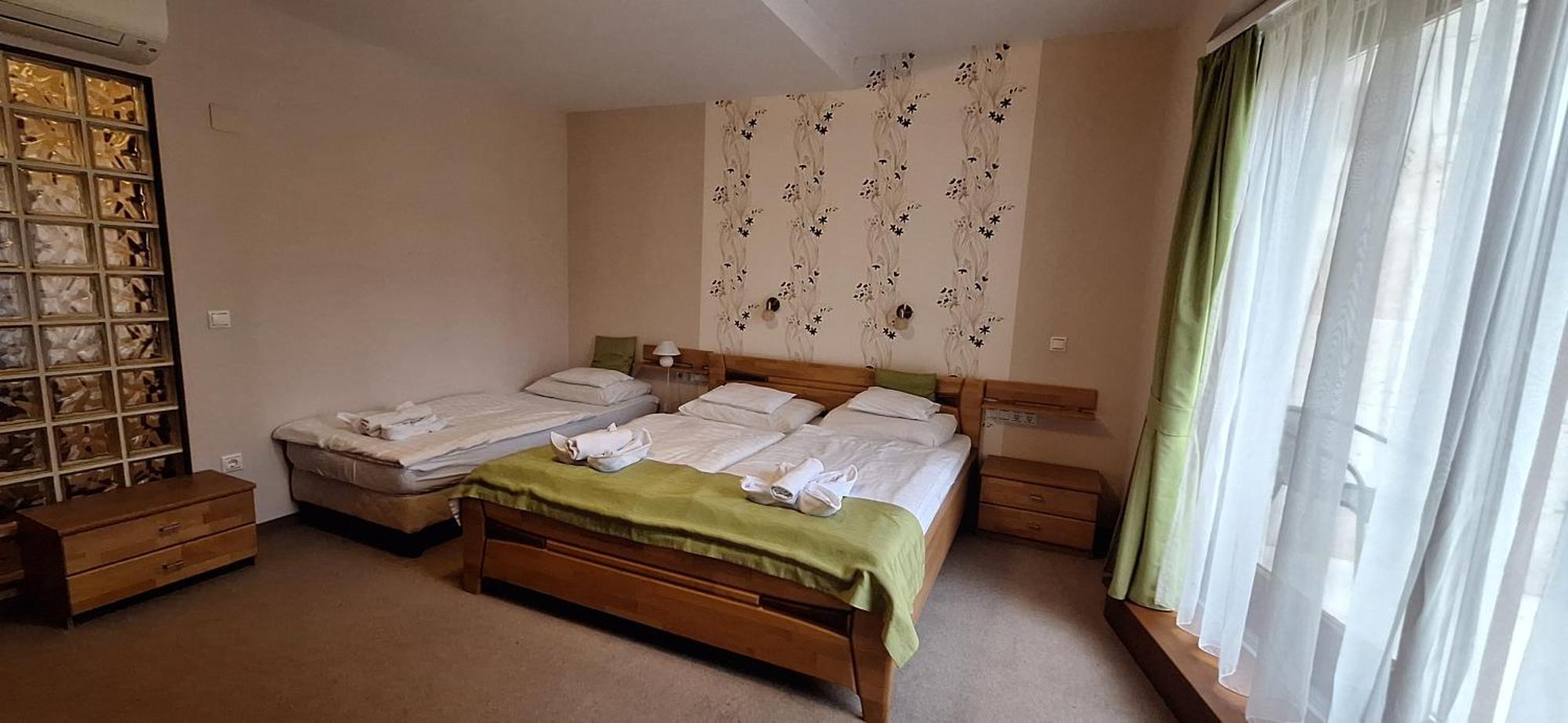 Atryum Hotel Szolnok Zewnętrze zdjęcie