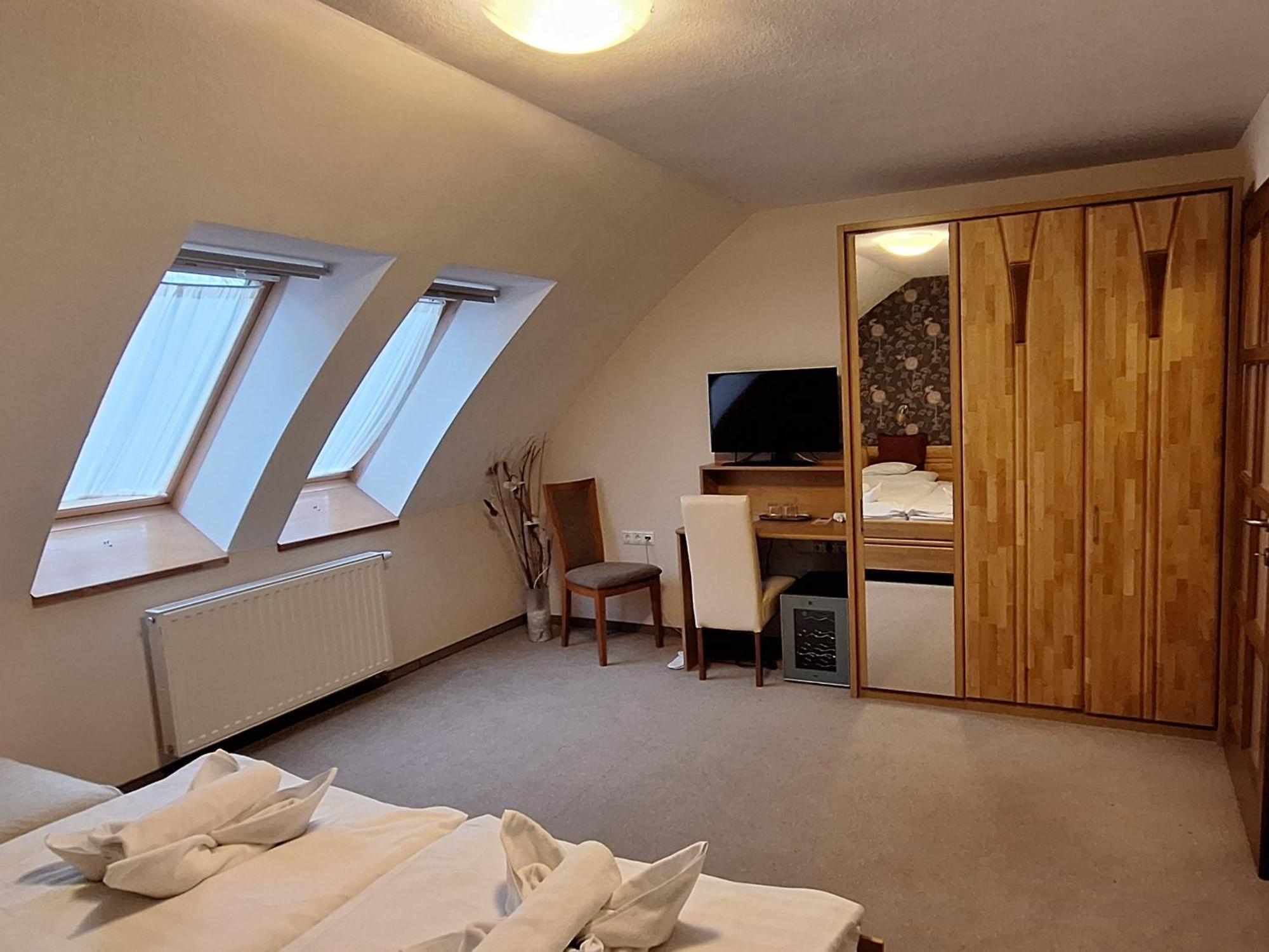 Atryum Hotel Szolnok Zewnętrze zdjęcie