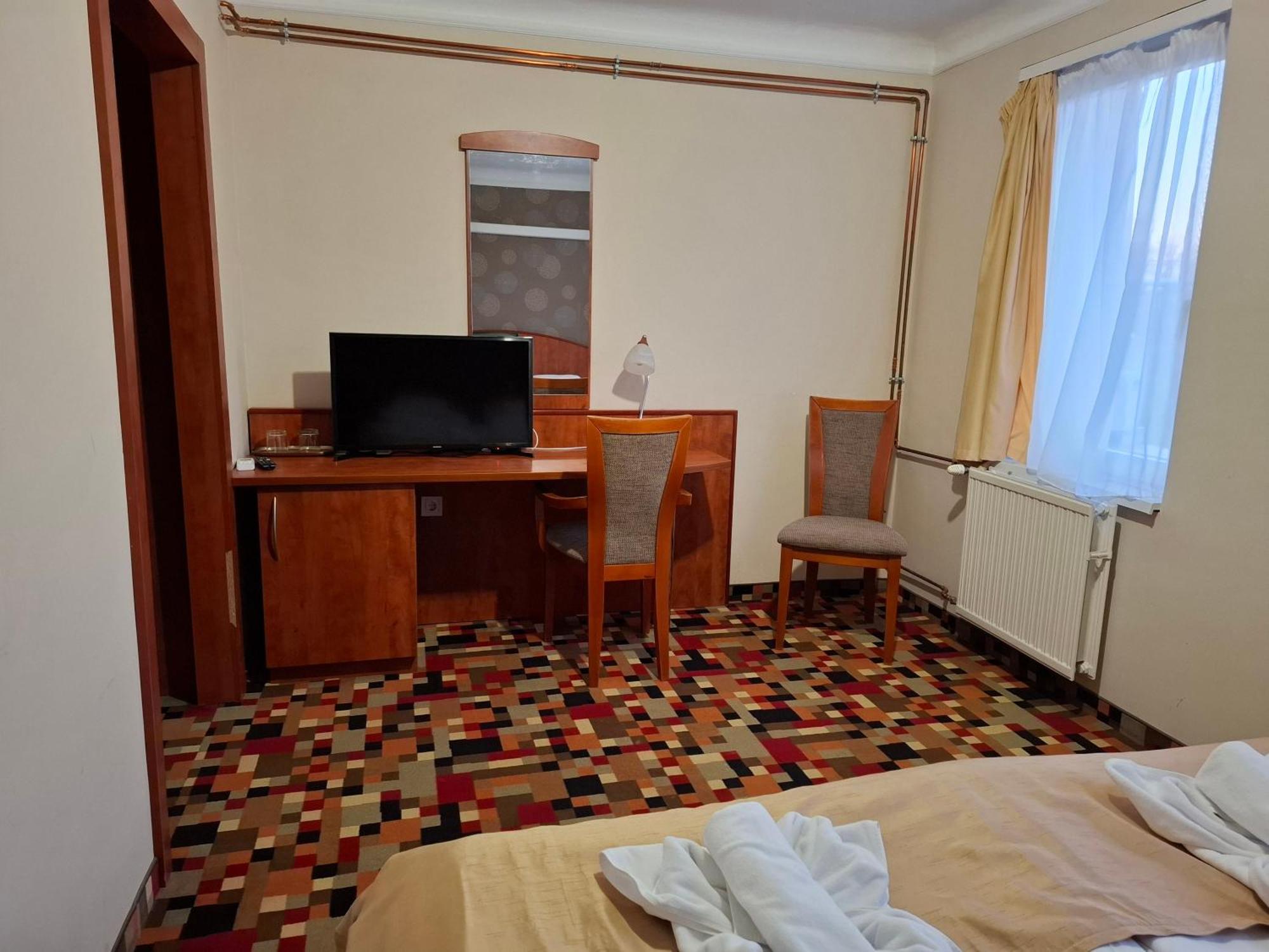 Atryum Hotel Szolnok Zewnętrze zdjęcie